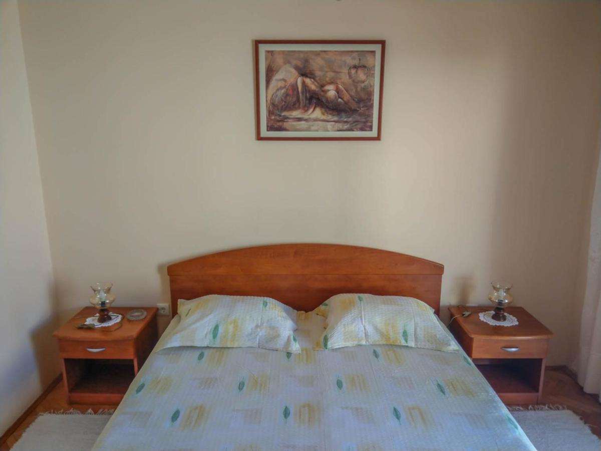 Apartman Riva K พอดโกรา ภายนอก รูปภาพ